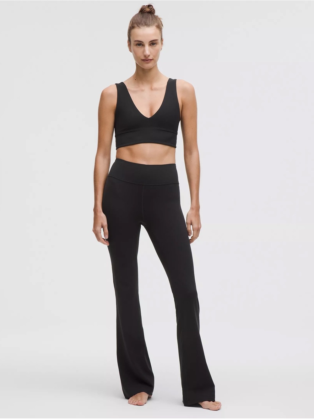 Lululemon Align V-Neck Bra Light Support A / B Cup Black Sports Bra Size 4 NWT - Picture 3 of 8